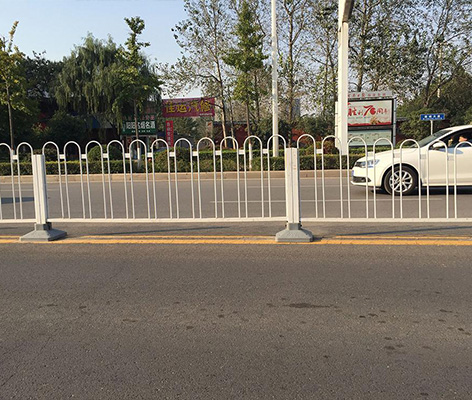 許昌交通安全設施—道路護欄